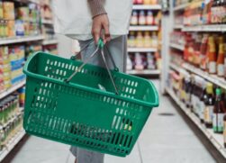 Os dois maiores grupos do varejo alimentar do país, Carrefour e Pão de Açúcar (GPA), afirmam que até agora os problemas são pontuais
