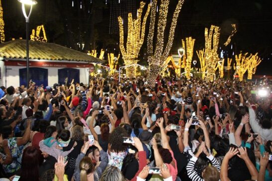 A cidade de Embu das Artes realizará a campanha de natal chamado "Natal Iluminado", com programação especial para os moradores