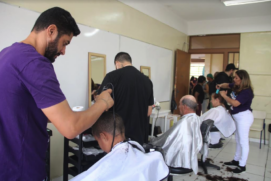 Prefeitura de Taboão da Serra realiza atendimentos gratuitos na Escola de Moda, Beleza e Estética