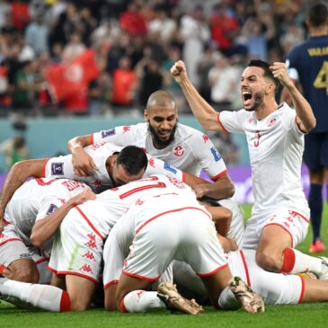 Foi a primeira vitória da Tunísia contra uma seleção da Europa em um Mundial