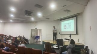 Médicos da rede municipal de Taboão da Serra compareceram a evento com foco na Sustentabilidade do Sistema Público de Saúde em 25/11.