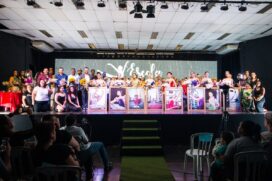 Alunas do curso de Ballet e familiares se emocionaram durante formatura