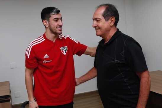 Pedrinho já jogou no RB Bragantino, Athletico e esteve no América-MG em 2022
