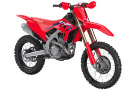 As novas CRF continuam a ser importadas do Japão e a única opção de cor é o vermelho