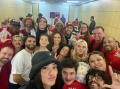 Artistas se reúnem em apoio ao presidente eleito Lula.