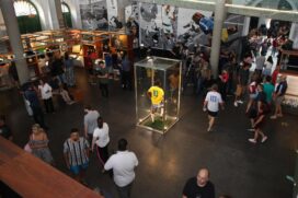Com a morte de Pelé, um grande número de turistas se dirigiu à região do Valongo para visitar o museu em homenagem ao Rei do Futebol