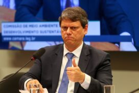 Tarcísio também acompanhou o andamento das obras do Contornos do Litoral Norte, que estão sendo executadas pela concessionária da Rodovia dos Tamoios