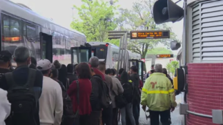 Por R$ 4,40, é possível pegar uma condução até o Anhangabaú, no centro paulistano, a 15 km dali