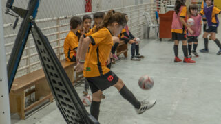 Com objetivo de oportunizar práticas esportivas para crianças e adolescentes dos 6 aos 17 anos, o Projeto Play nas Férias incentiva a prática esportiva em Taboão da Serra