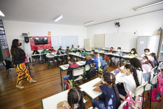 O segundo semestre começa no dia 25 de julho e se encerra ao final do ano letivo em 15 de dezembro