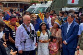 Lula visita povo Yanomami