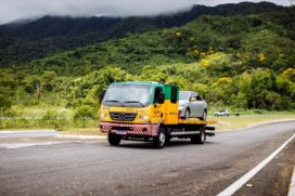 Carro quebrado na BR-116 (Régis Bittencourt)