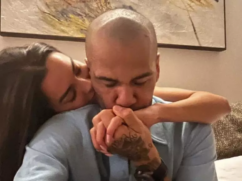 Joana Sanz, ex-esposa de Daniel Alves, afirmou em entrevista que está tentando seguir sua vida após a prisão do jogador.