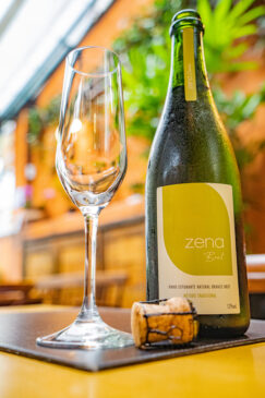 Espumante Zena Brut
