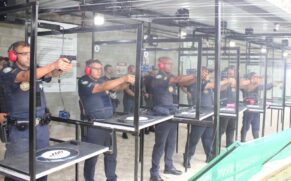 O curso foi ministrado pelo instrutor Neves, da GCM de Itapecerica da Serra
