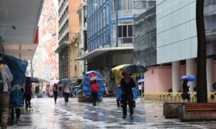 Chuvas causam danos em SP
