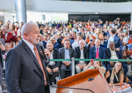 Lula, durante evento com centrais sindicais