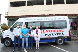 A emenda impositiva para adquirir o veículo foi de R$255.483,37, já o valor total da van foi de R$259.000,00, segundo informou a prefeitura