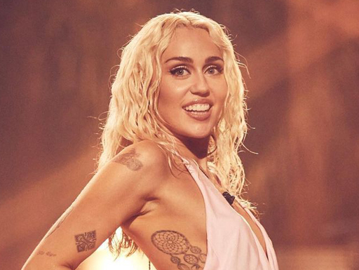 Segundo o site Gambling, Miley Cyrus está cotada para ser a atração principal em 2025