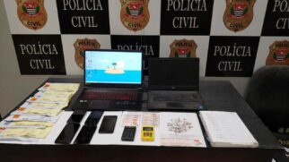 Todo o material apreendido foi levado até a delegacia