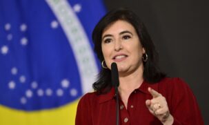 Simone Tebet assume posto de nova ministra do Planejamento e Orçamento