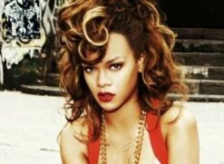Rihanna continua fazendo sucesso na música mesmo com o seu hiato de seis anos