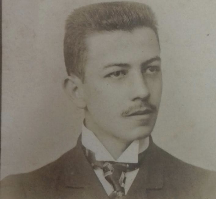 Professor Pedro Fernandes de Camargo