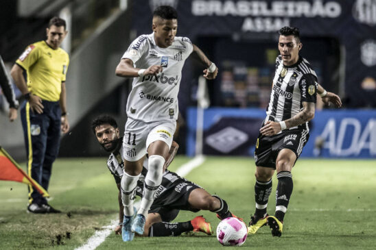 Ângelo em ação no Campeonato Brasileiro do ano passado
