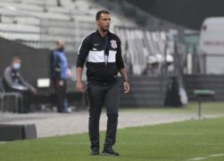 Fernando Lázaro não é mais técnico do Corinthians