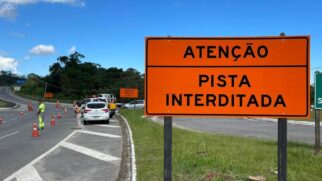 O bloqueio preventivo afeta o trecho entre o km 77 e o km 98 da Mogi-Bertioga