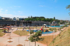 Aulas gratuitas de Ginástica Olímpica são ministradas no Parque Linear da Família