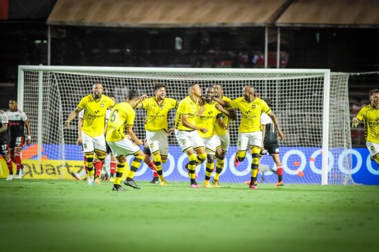 São Bernardo vence o São Paulo no estádio do Morumbi