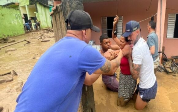 Vítimas das consequências das chuvas são ajudadas em São Sebastião