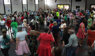 Carnaval é tema do primeiro Baile da Melhor Idade de Taboão da Serra de 2023