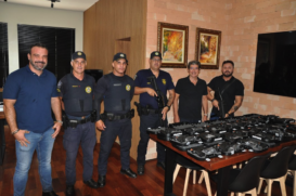 Foram entregues 20 armas, sendo modelo G17 GLOCK