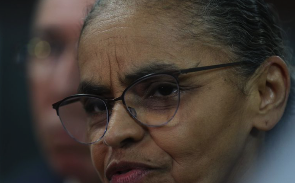 Marina enfatizou que o Estado tem sua parcela de culpa nas tragédias causadas pela chuva e deve ser responsabilizado por isso