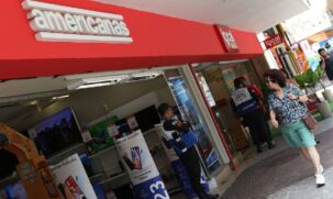 As demonstrações financeiras deveriam ser publicadas na manhã desta segunda-feira (13)