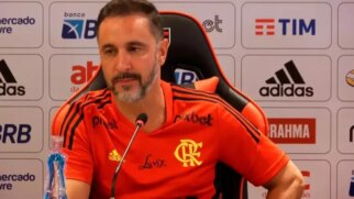 Ao todo, o comandante esteve a frente do time da Gávea em 18 jogos, com 10 vitórias, sete derrotas e um empate aproveitamento de 57%.