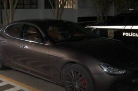 Maserati levada pelos ladrões