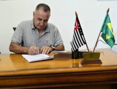 O prefeito de Igaratá, Elzo de Souza
