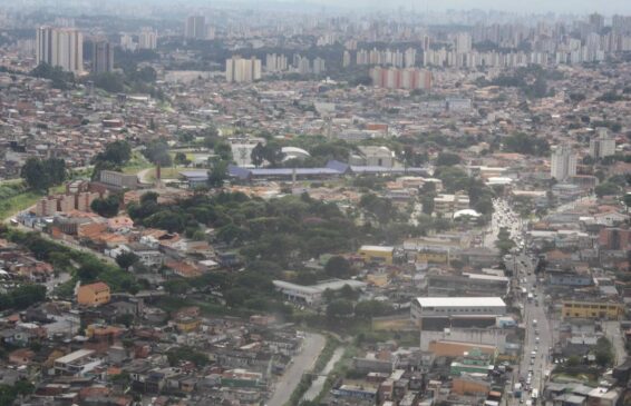 Alerta foi emitido pelo CGE (Centro de Gerenciamento de Emergências Climáticas) da prefeitura às 13h20