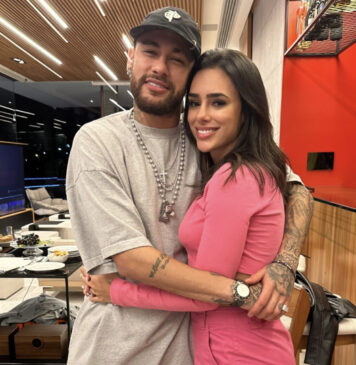 Neymar parabeniza a namorada, Bruna Biancardi, pelo aniversário de 29 anos