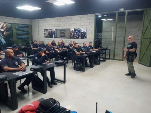 Guardas municipais de Porto Feliz receberam um curso aprimoramento técnico