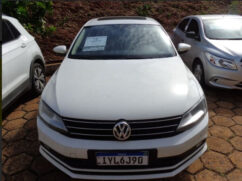 No leilão, vale destacar um Volkswagen Jetta 2017 com valor mínimo de R$ 40 mil