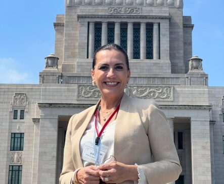Rosana Valle, durante visita ao Japão