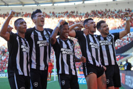 O Botafogo tem 90,5% de chance de conquistar o título nacional