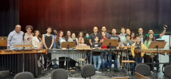 Alunos da Escola Municipal de Música "Romário Antônio Barbosa", de Porto Feliz, estiveram no Teatro Procópio Ferreira, em Tatuí