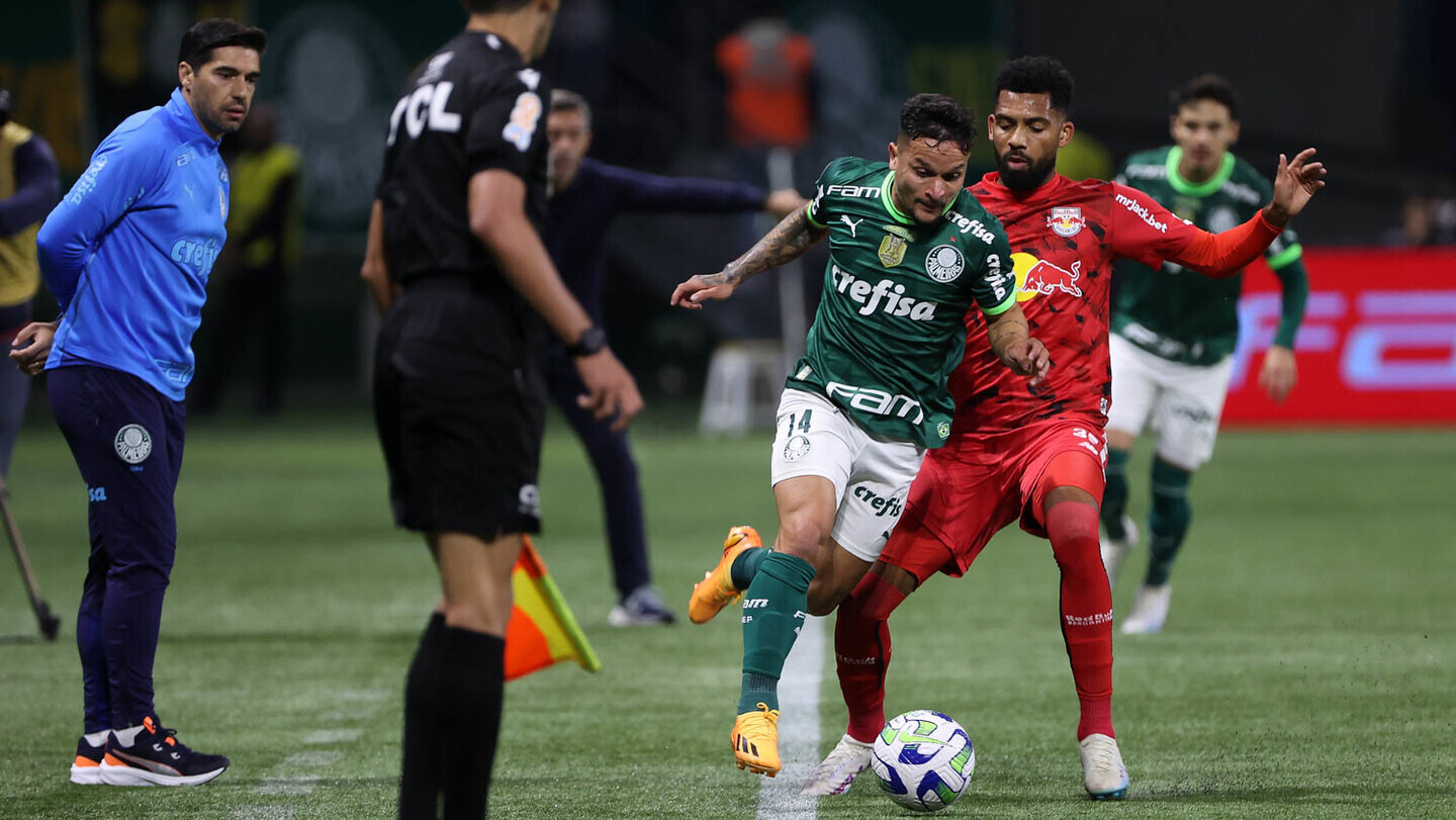 Palmeirenses abriram o placar, mas viram o Bragantino igualar o marcador antes do fim