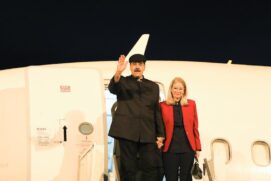 Nicolás Maduro desembarca no Brasil.