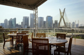 Com vista para um dos pontos turísticos de São Paulo, o Greem Restaurante oferece cardápio exclusivo para o Dia das Mães